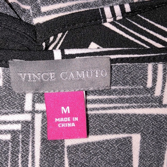 Vince Camuto size medium black modern print top - Picture 3 of 4